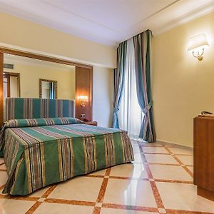 Raeli Hotel Noto